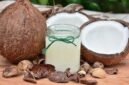 Buah kelapa dan air kelapa(pixabay.com)